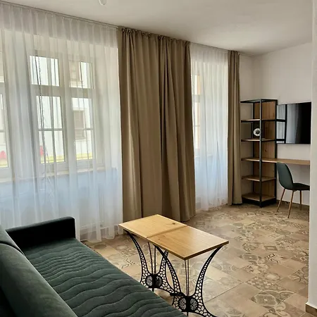 Yemenites Apartment Klatovy